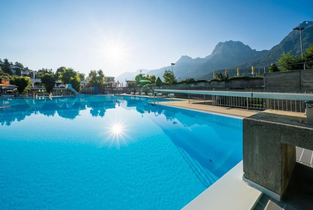 Aaa Chalet Allegra Rojo With Mountain View Scuol Extérieur photo