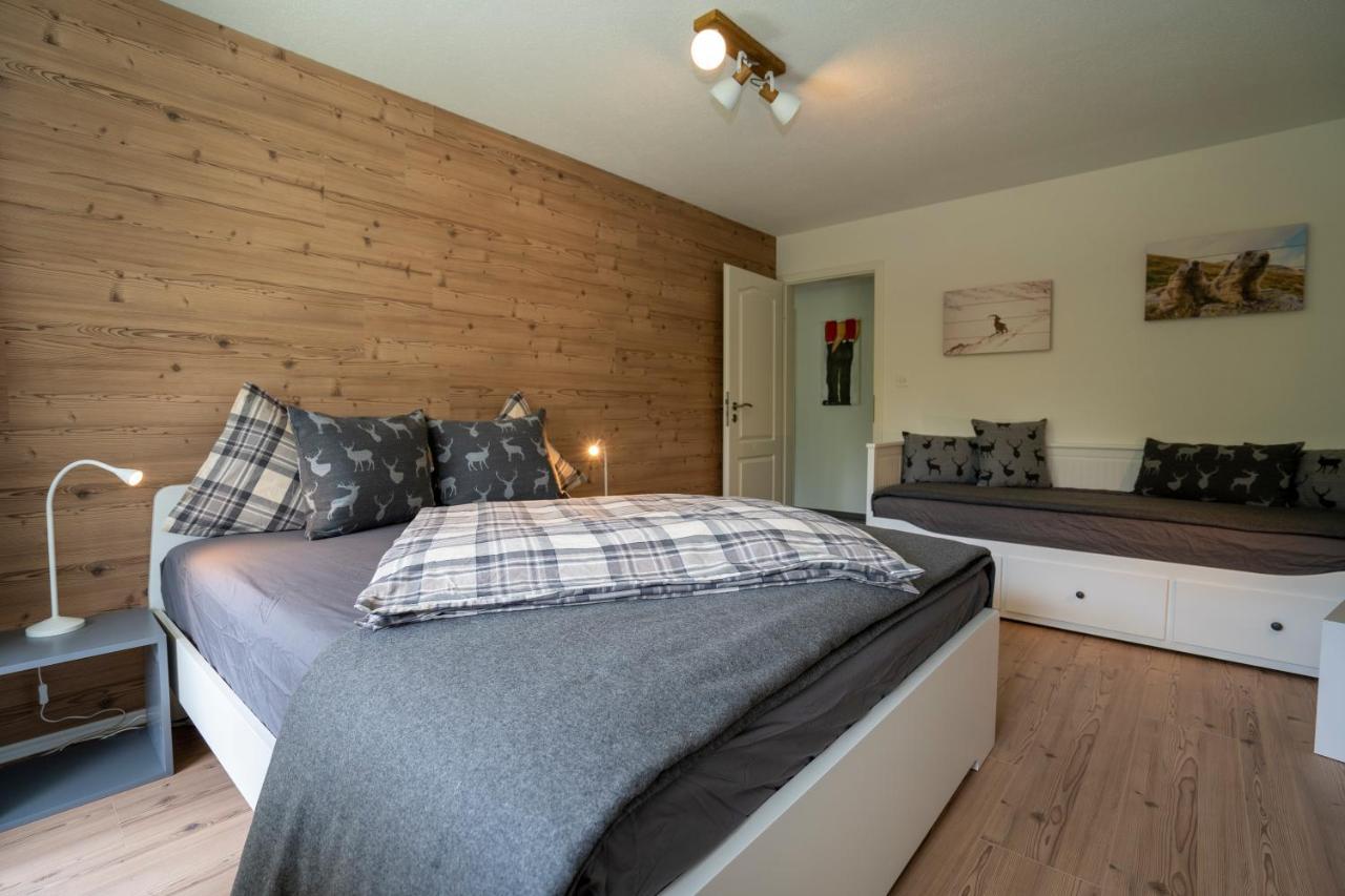 Aaa Chalet Allegra Rojo With Mountain View Scuol Extérieur photo